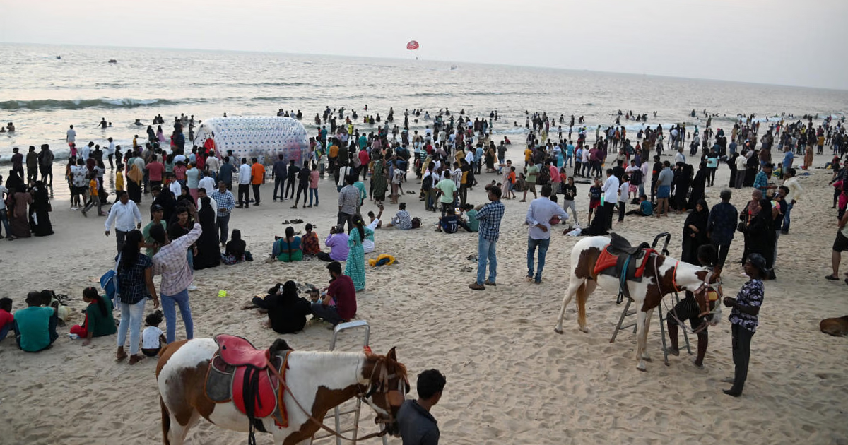 Karnataka: 4 arrested for harrassing couple at Mangaluru's Panambur beach